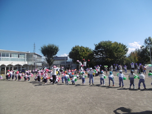 8月